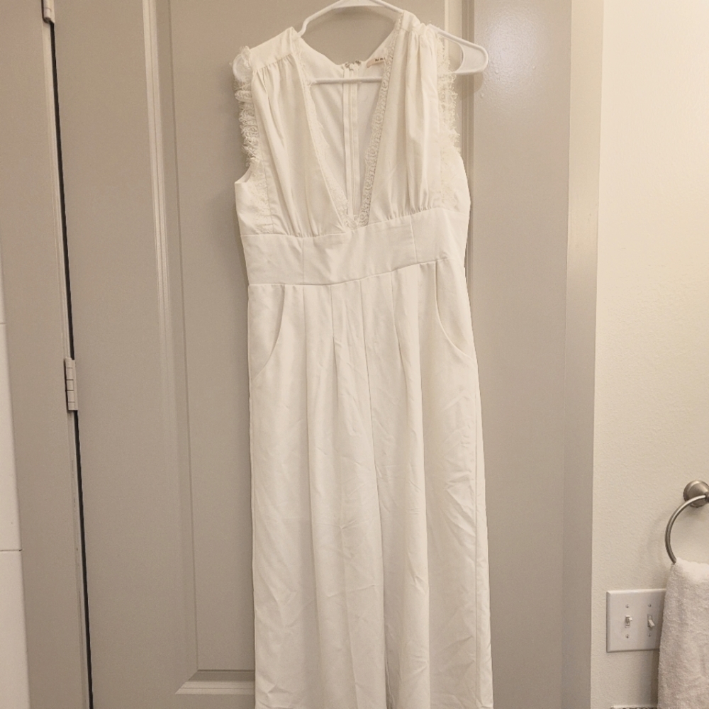 Francesca's White Jumpsuit size 6